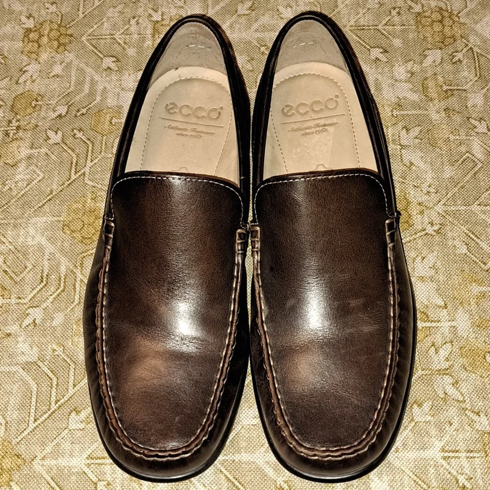 ECCO Men's Dark Brown Leather Slip-Ons Size 42.  (8.5) New Without Box. - Picture 2 of 6